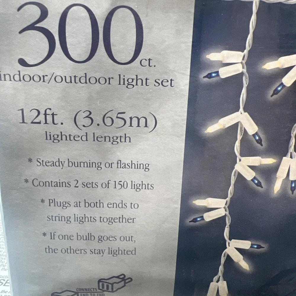 Holiday Time Twin-cicle Curtain Light Indoor Outdoor 300 Count 12 Ft Set Of 2